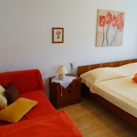 קריקווניצה Apartments Iva מראה חיצוני תמונה